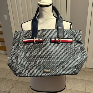 Tommy Hilfiger Tote Bag with signature TH design
